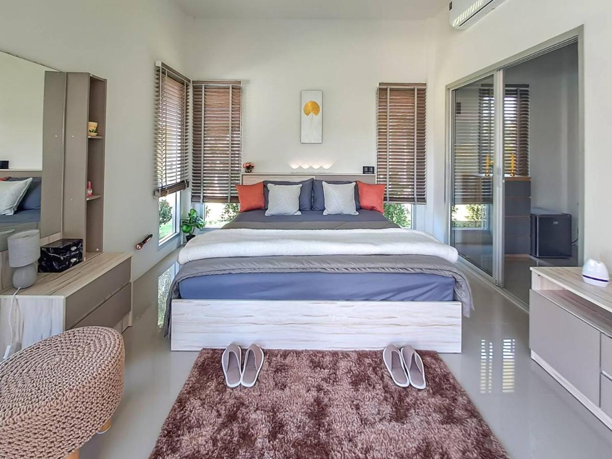 Pool Villa, Resort, Mae Ramphueng Beach, Ban Phe, Rayong, Residence M Thailand (Adults Only) Ban Chamrung Exterior photo
